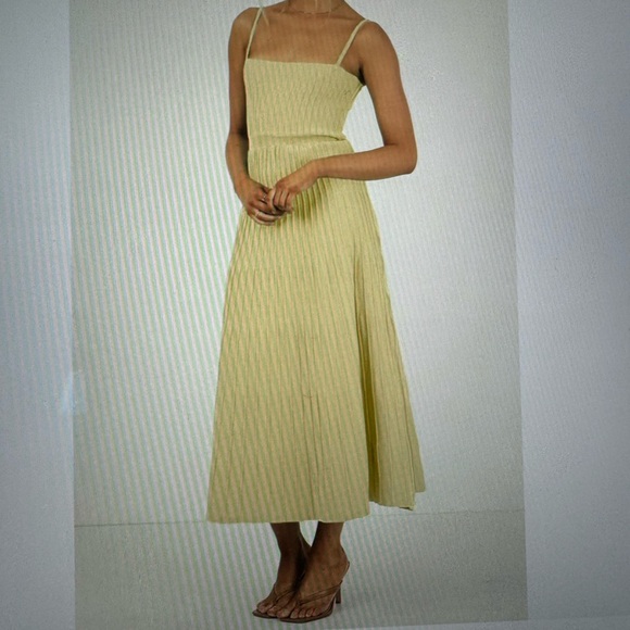 Uusollecy Women’s Ribbed Knit dress size small - Picture 4 of 6